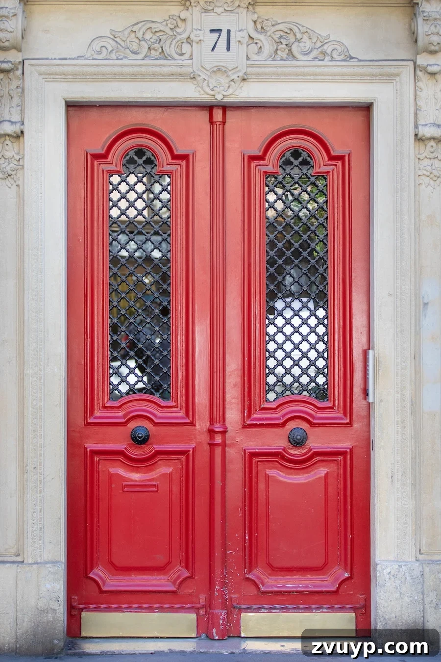 Classic Front Door Paint Colors Designers Love 9 Bold red front door paint color with historical significance