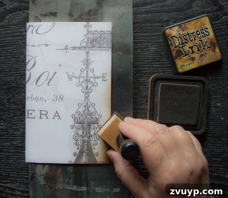 Distress ink book cover - Applying Vintage Photo Distress Ink to the edges