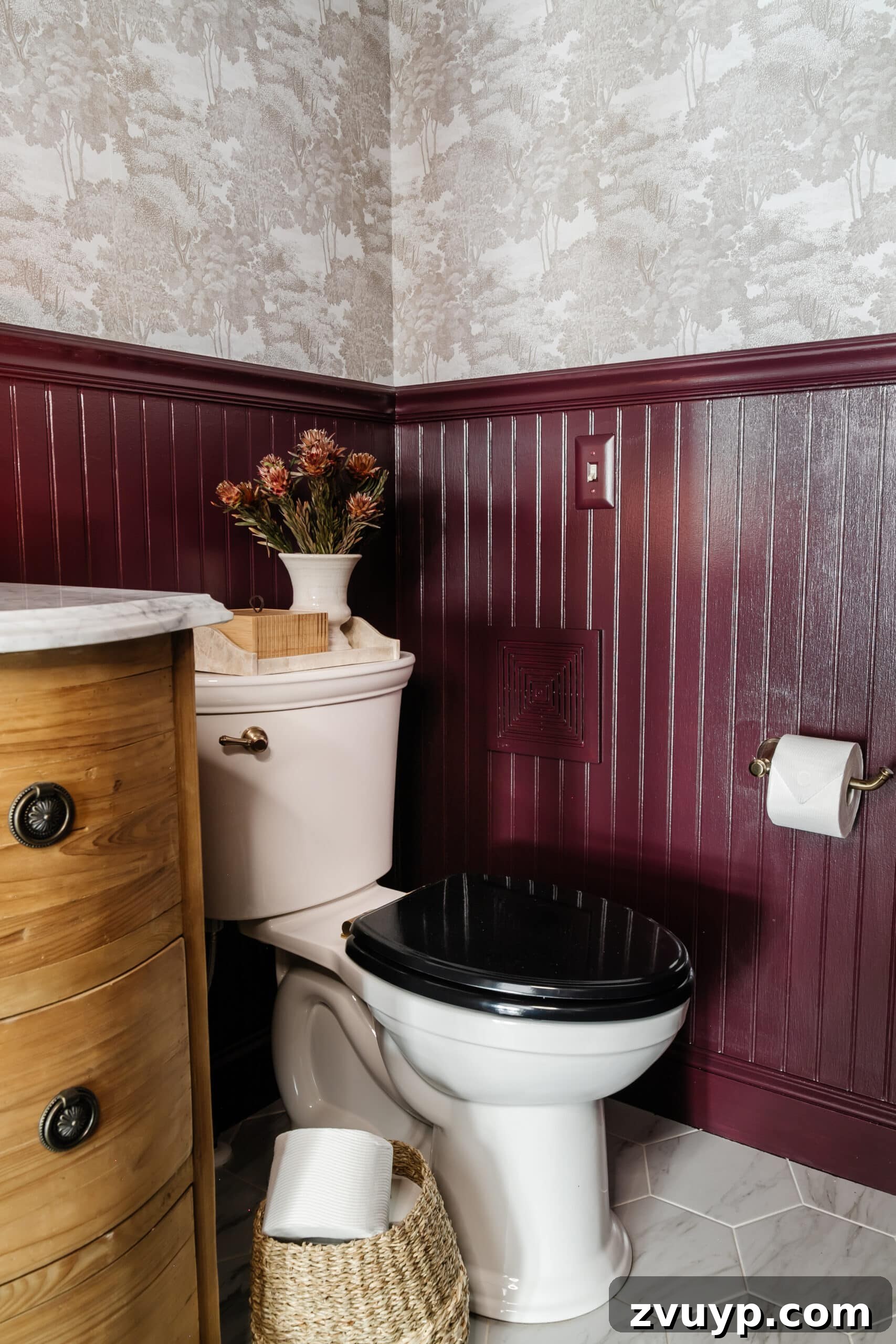 Transform Your Guest Bathroom: Amenities for Ultimate Visitor Comfort 11 img 56841 10