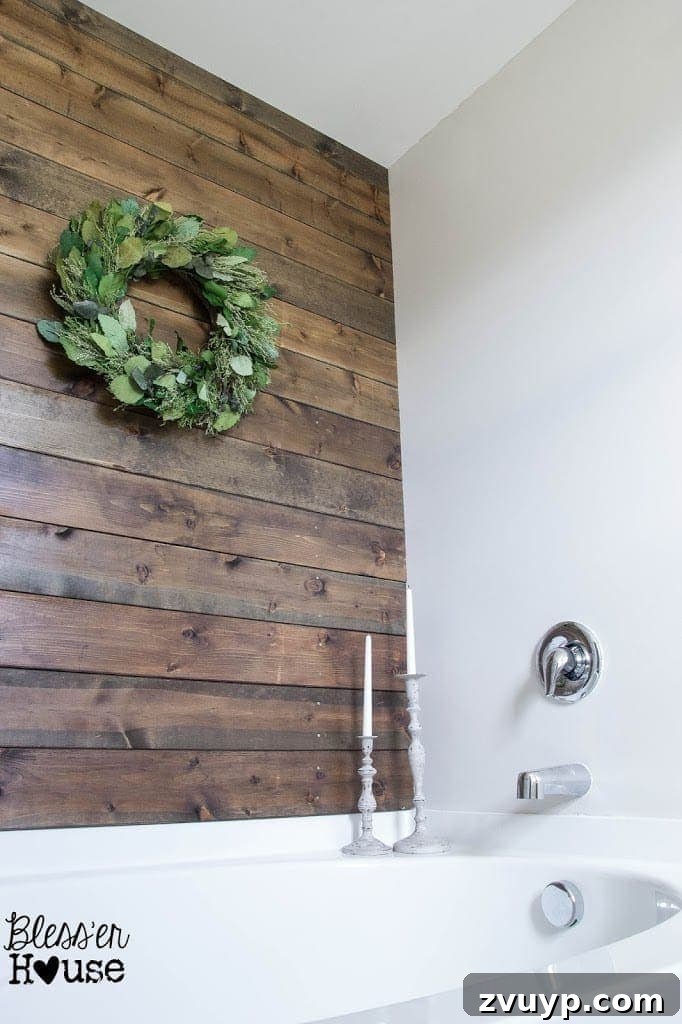 Minimalist Bathroom Design: Blank Wall in Tub Nook