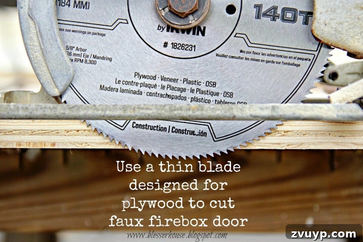 Changing circular saw blade for precise cuts