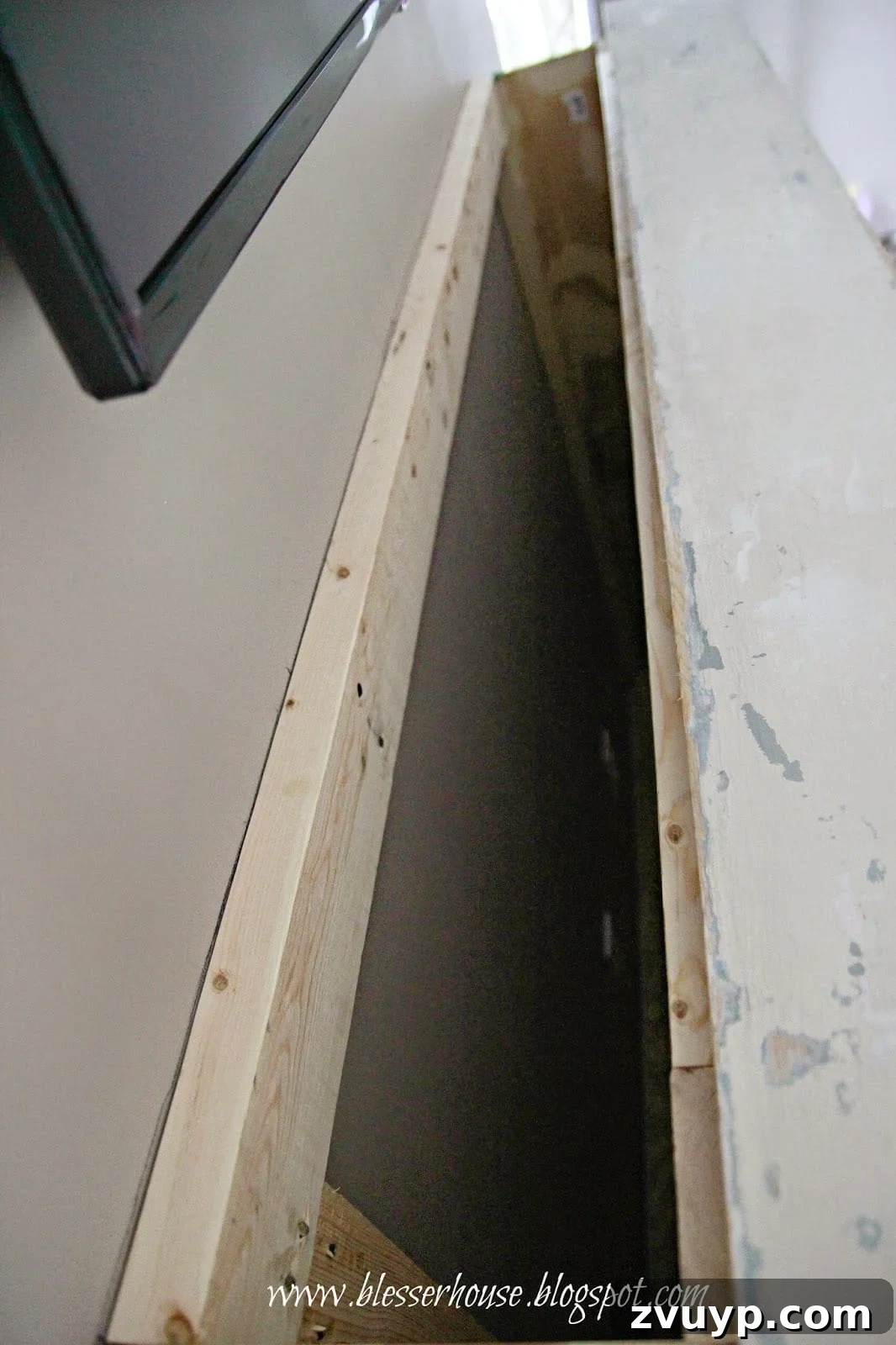 Faux fireplace structure with side pieces