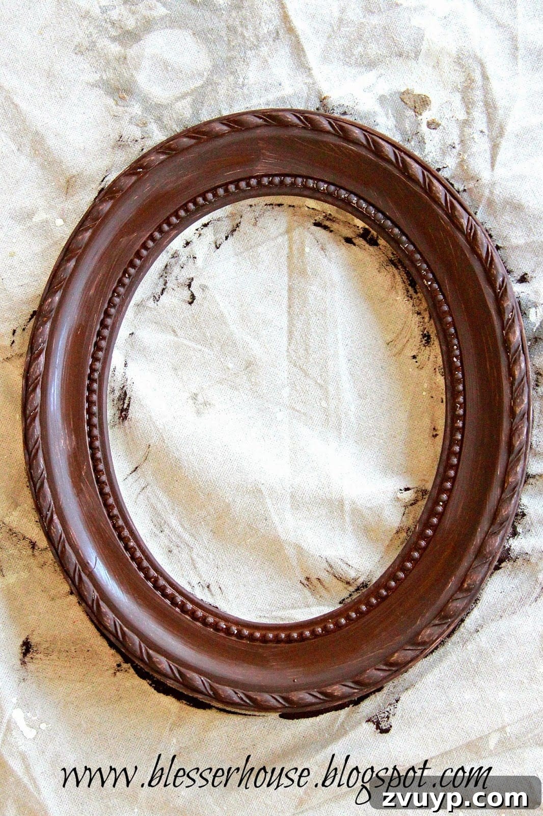 The Simple Trick to Distressing 4 Thrifted Frames 5 distressed frames base coat